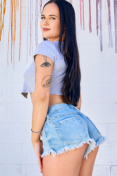 Iris Leon from Tushy Raw scene Anal-Obsessed Bombshell Gapes Wide Open