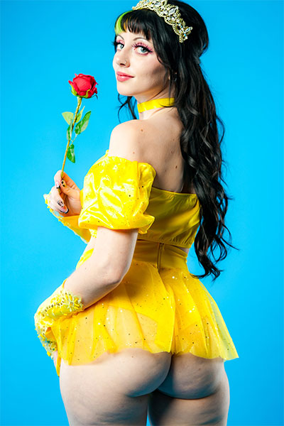 Kitty Cam in Save Me, Fuck Me, Stepbro at Sis Loves Me