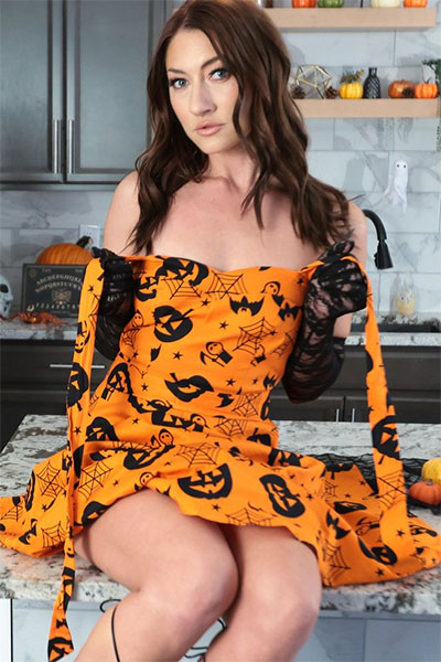 Whitney OC in Pull Your Dick Out Of The Pumpkin at Moms Teach Sex