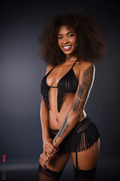 Barbie Rous from IStripper scene Gonna Frill You Image #5