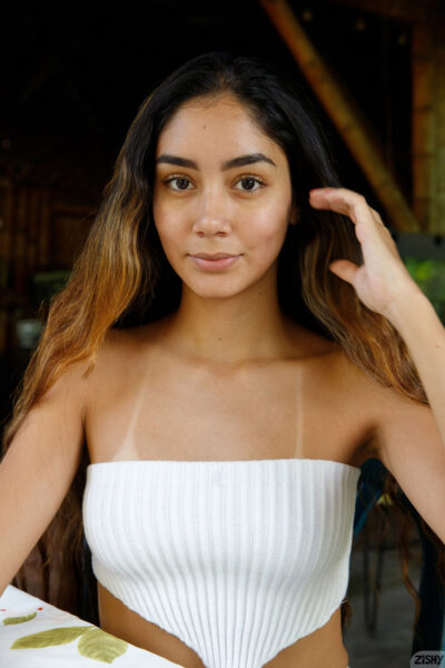 Paulette Donceles from Zishy scene The Lunch Especial One Image #11
