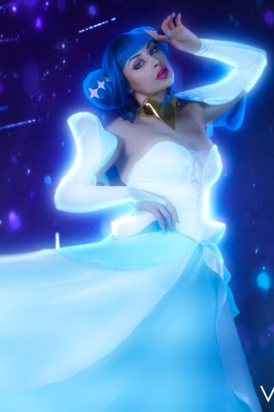 Jewelz Blu from VR Cosplay X scene Knights Of Guinevere A XXX Parody Image #1