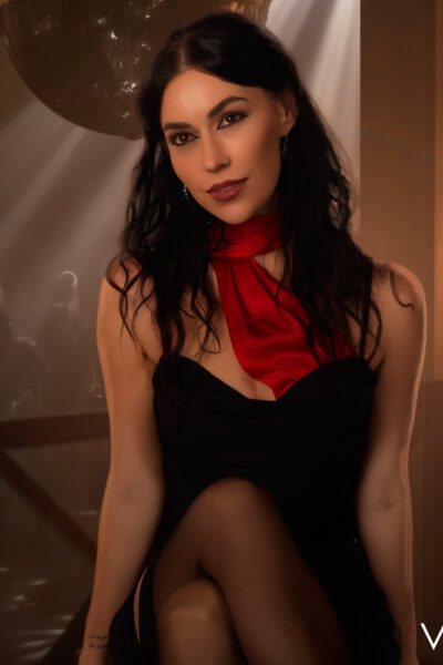 Venus Valencia from VR Cosplay X scene The Penguin A XXX Parody Image #4
