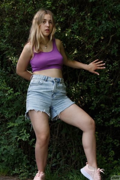 Lark Winsoket from Zishy scene Epic Regular Image #4